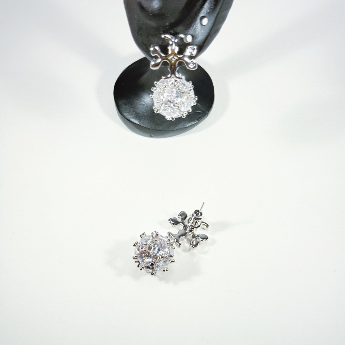 Halo Cross Hoop - The Avenue