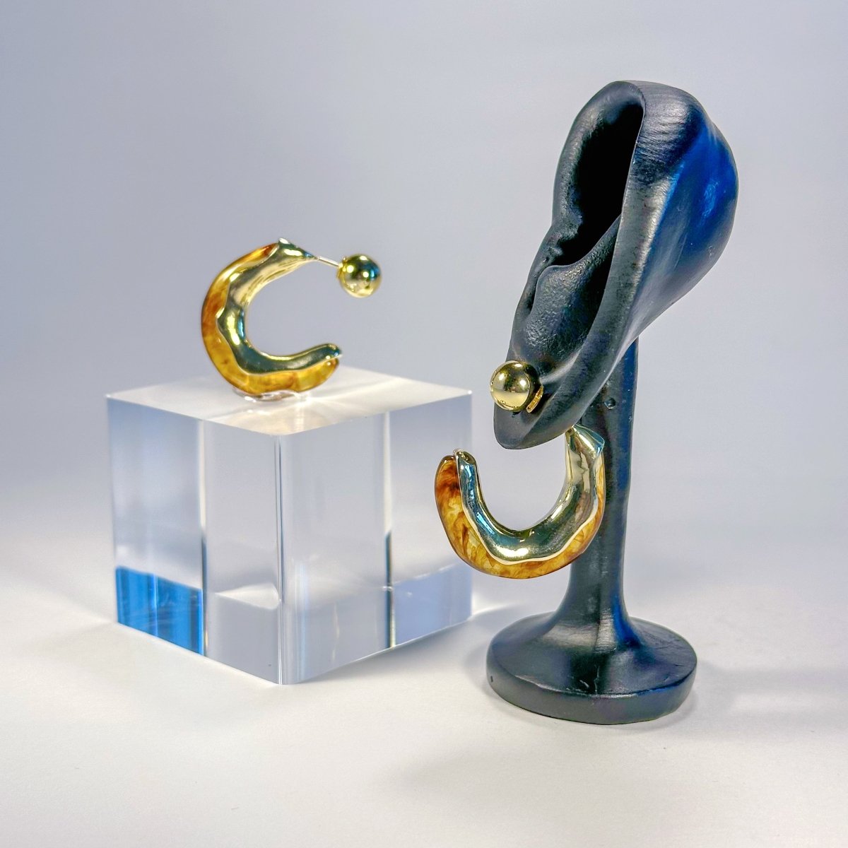 Milad Amber Hoop - The Avenue