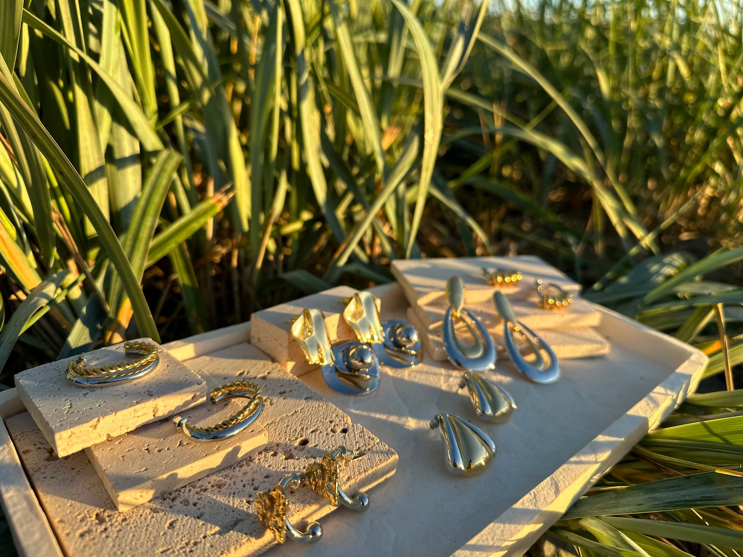 Duo Gleam - The Avenue