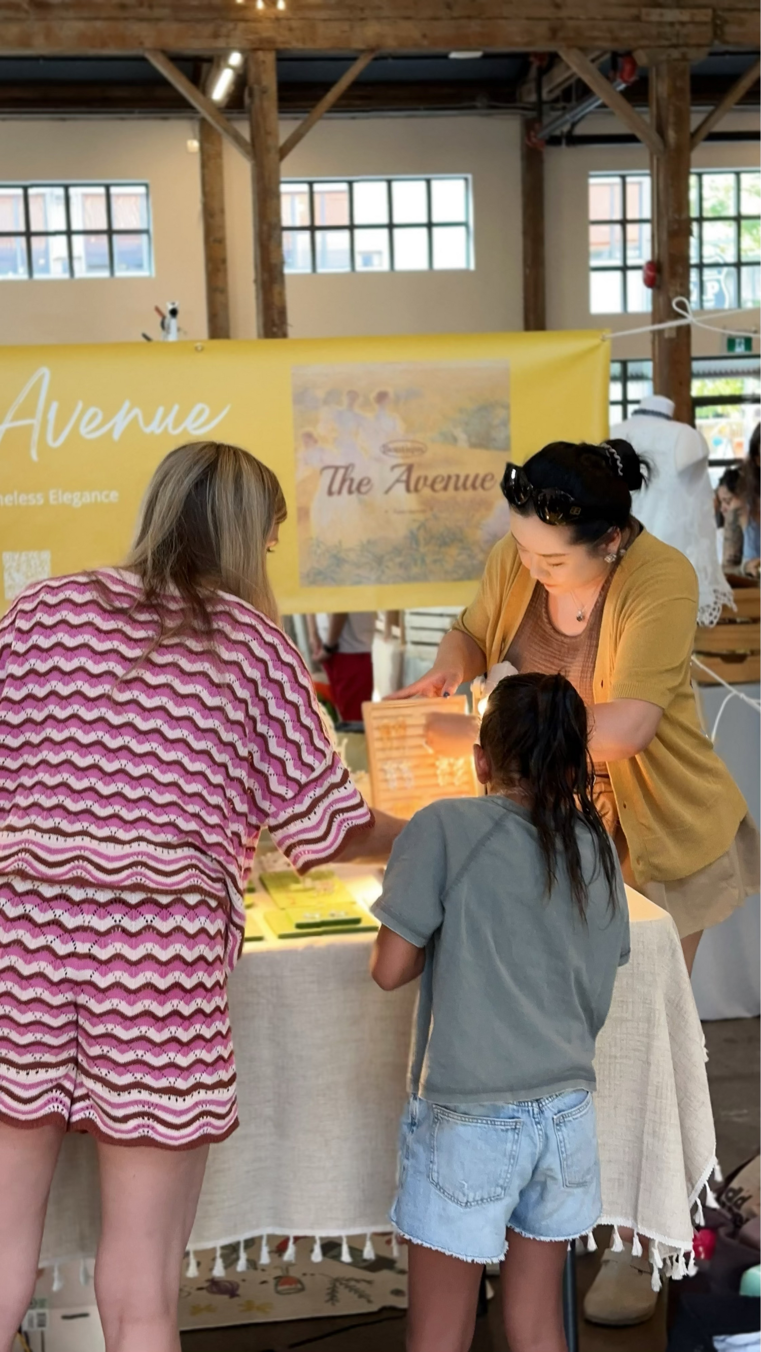 Vicky, founder of Vancouver niche jewelry brand The Avenue