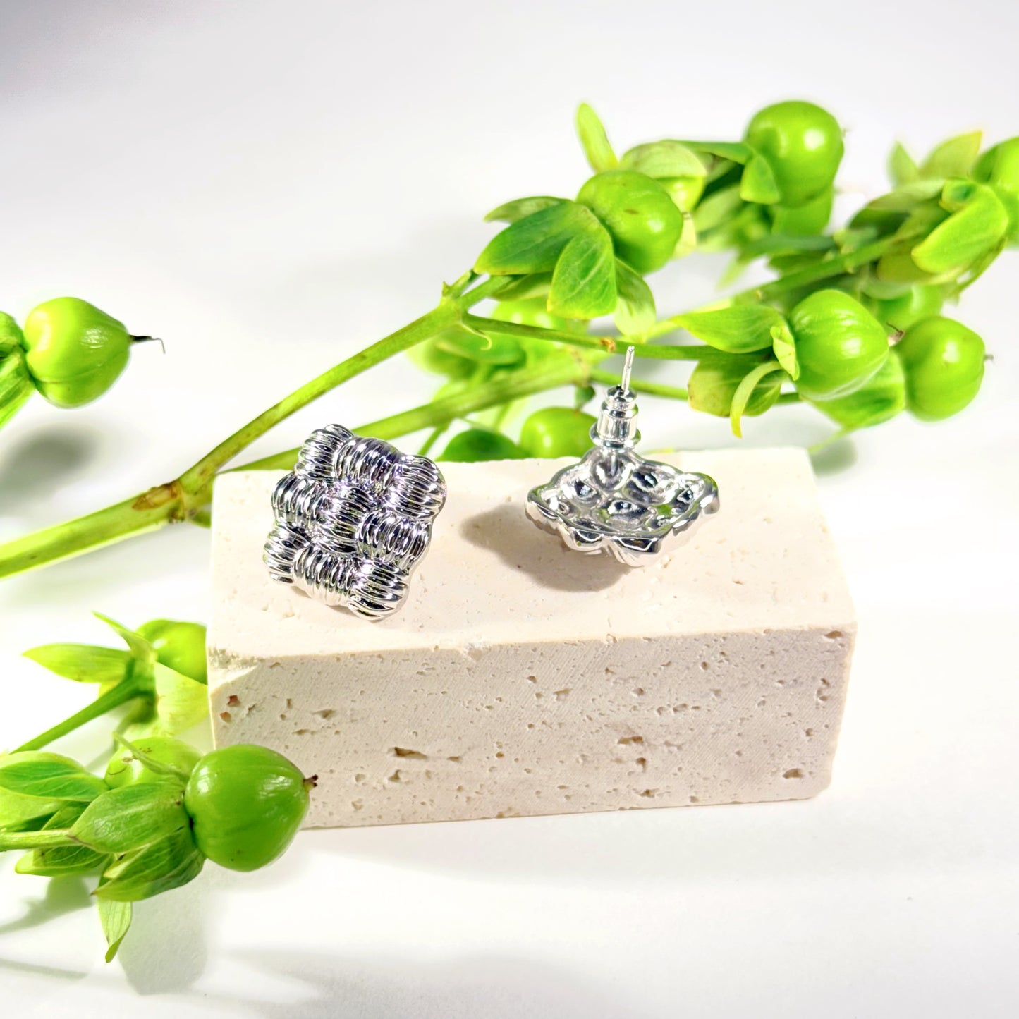Golden Knot Studs