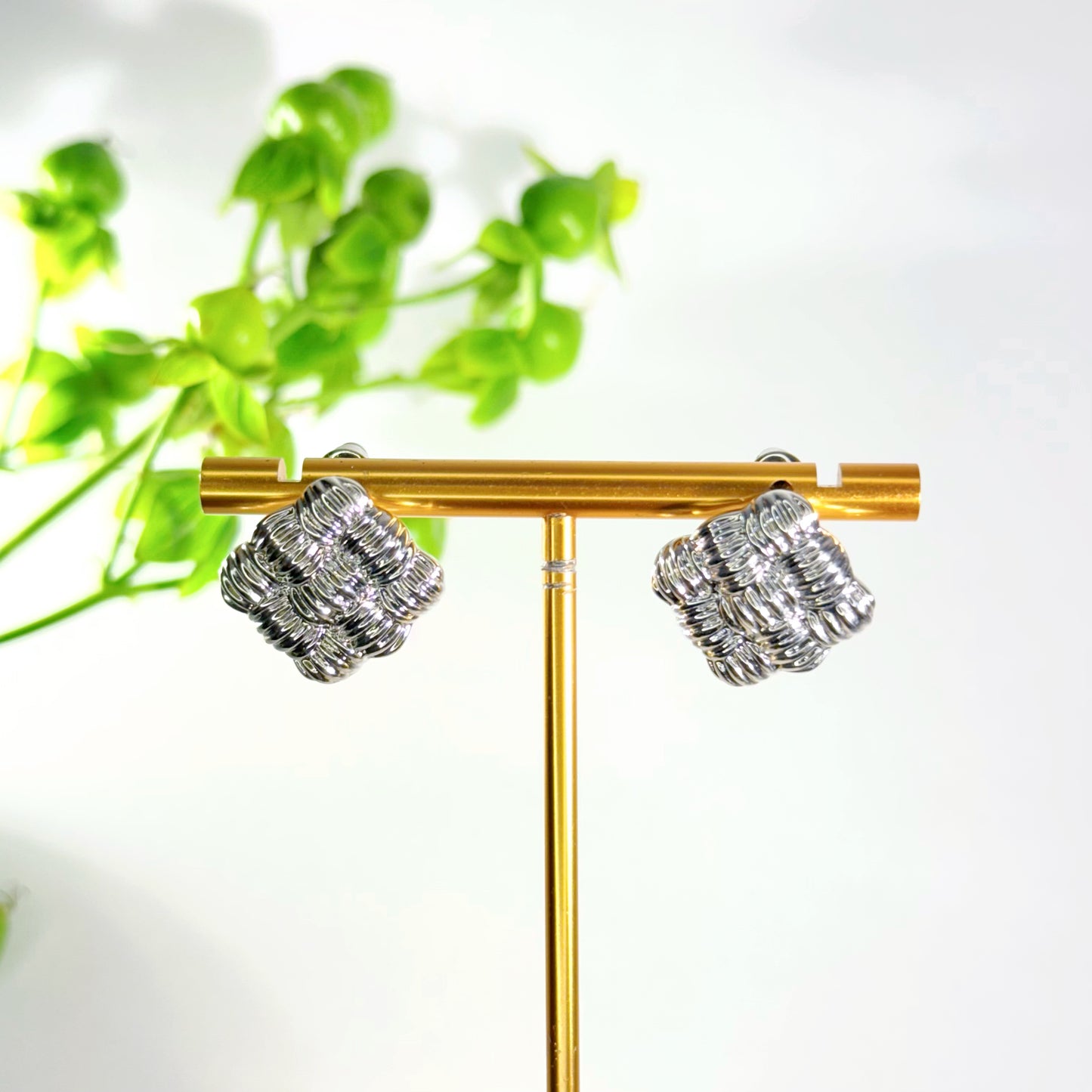 Golden Knot Studs