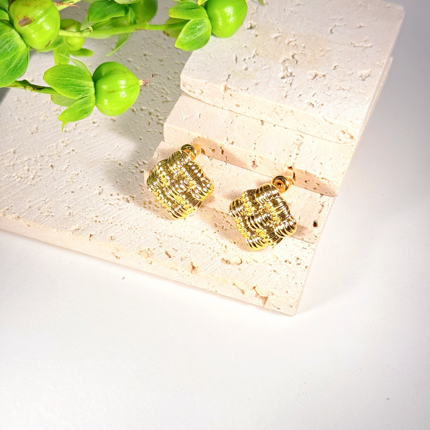 Golden Knot Studs