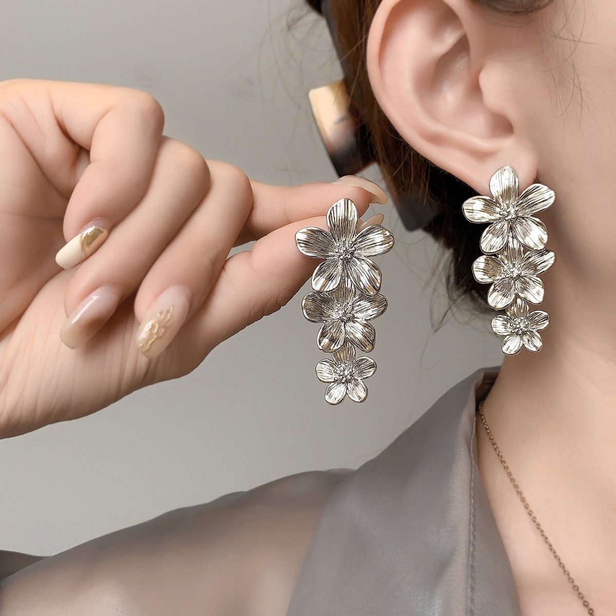 Aurora Petal Cascades - The Avenue