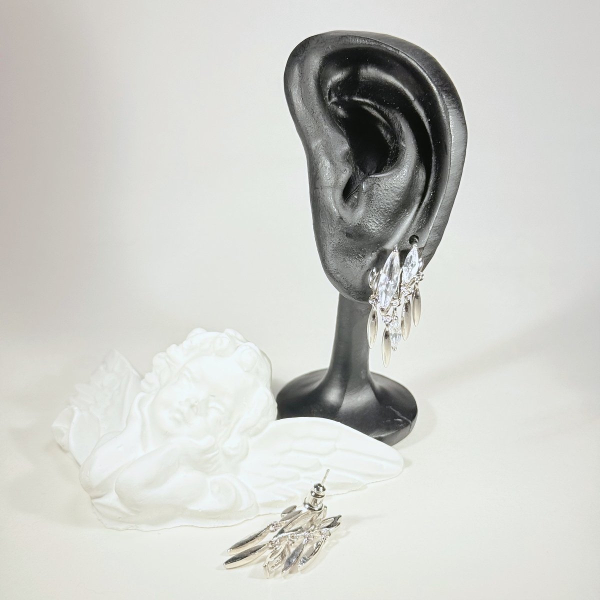 Edge Tassel - The Avenue