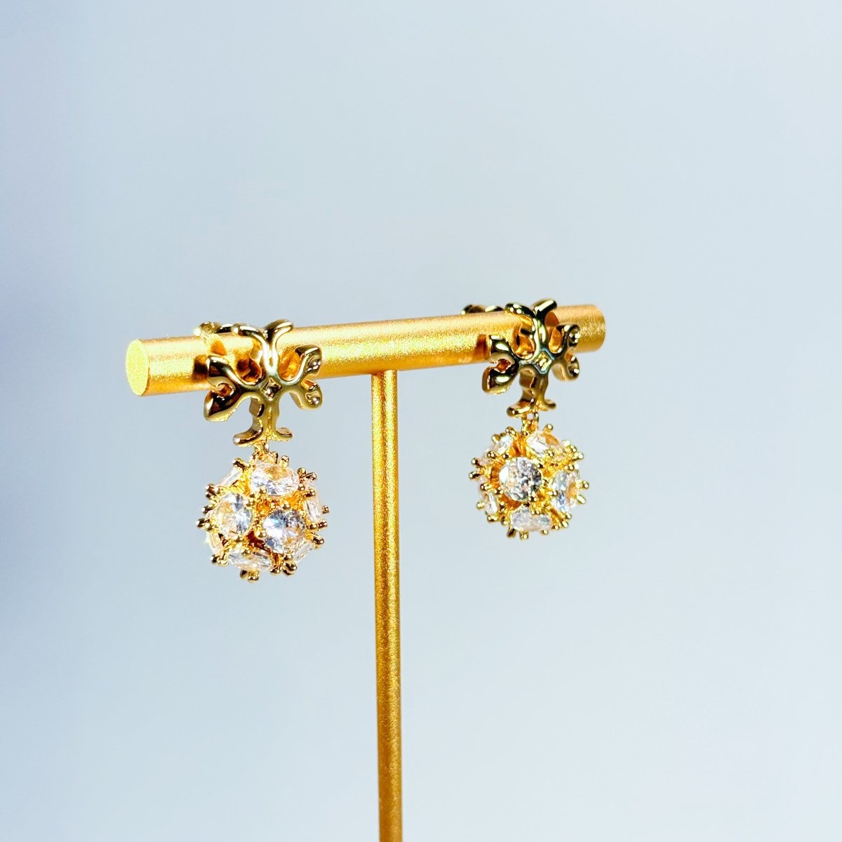 Halo Cross Hoop - The Avenue