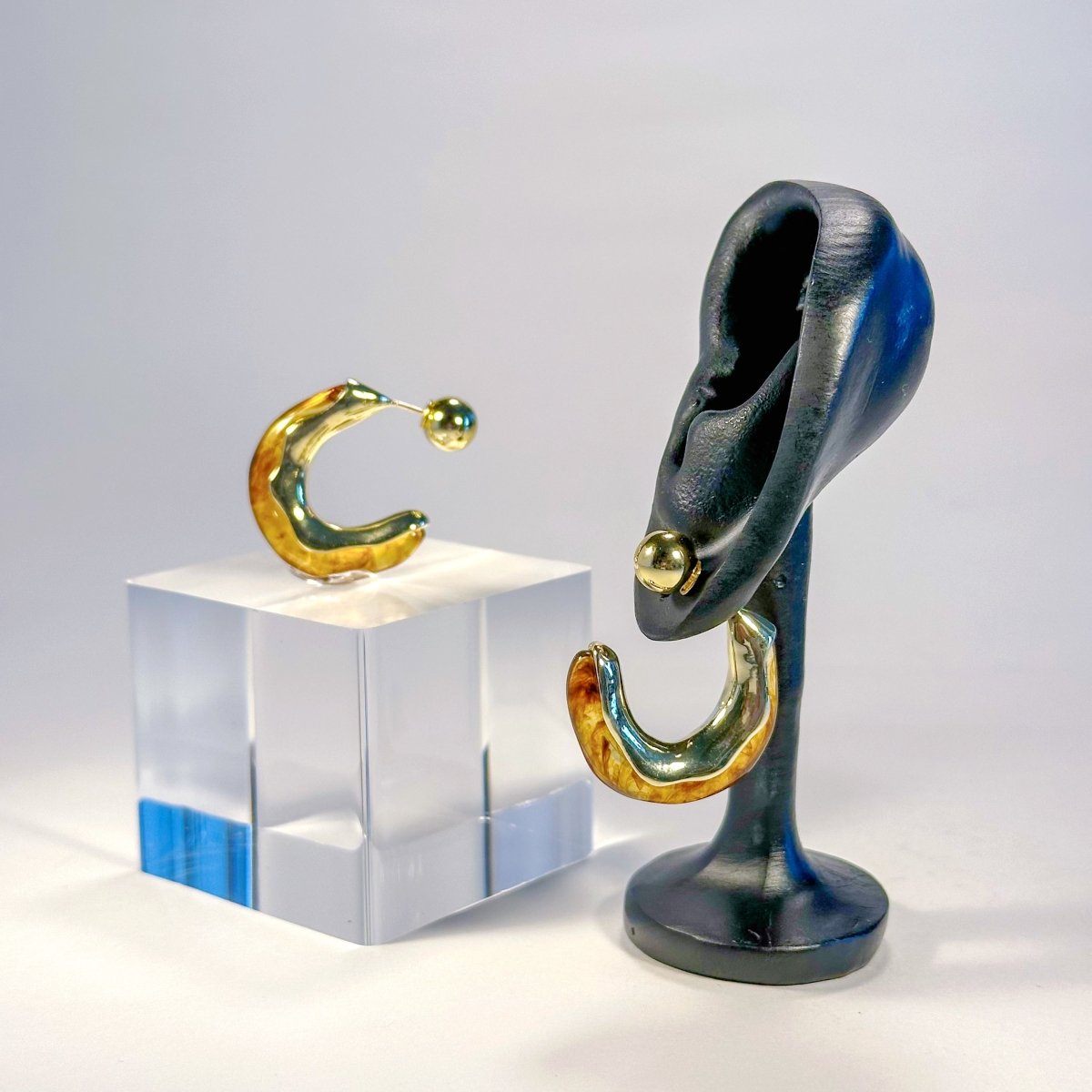 Milad Amber Hoop - The Avenue