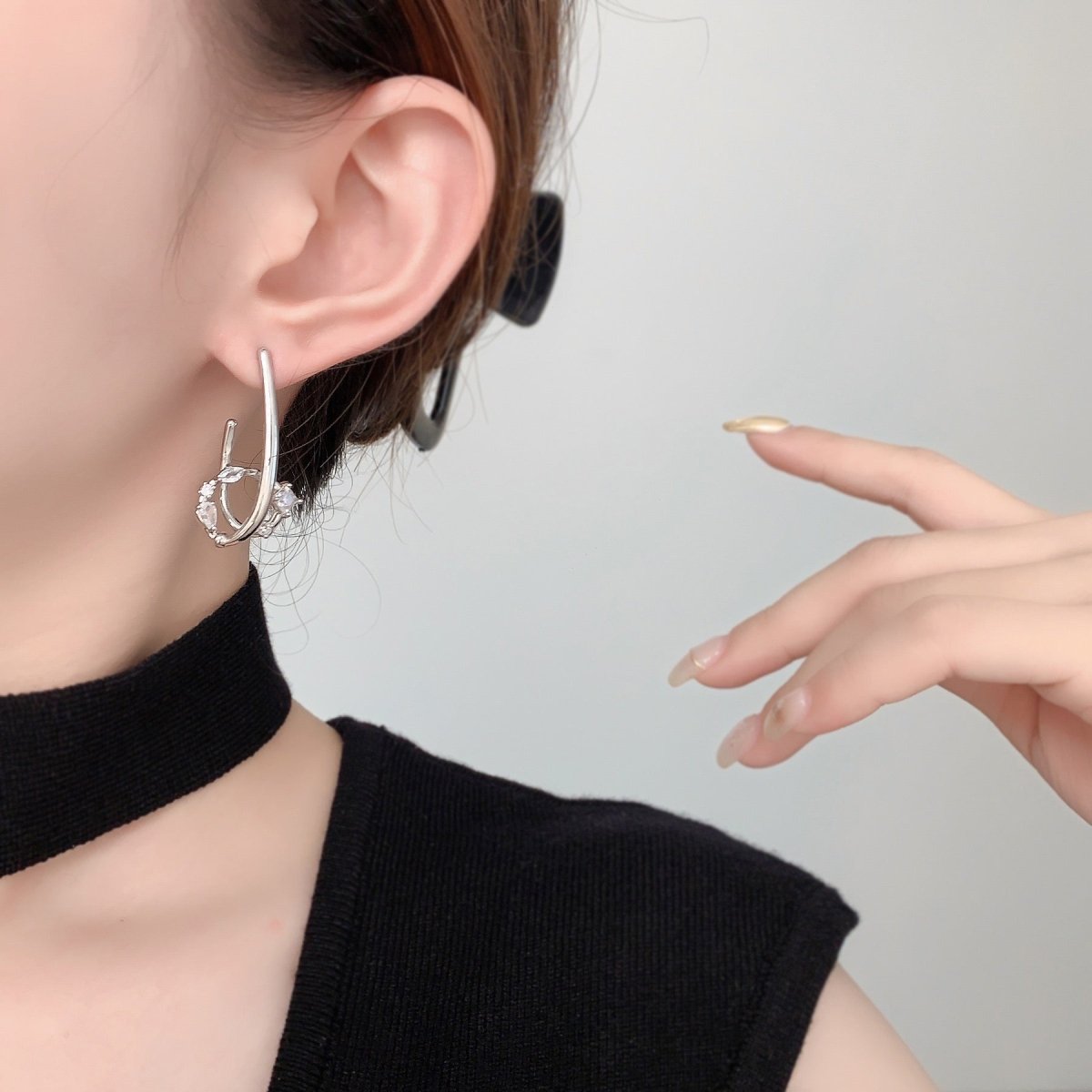 Solstice Bloom Hoops - The Avenue