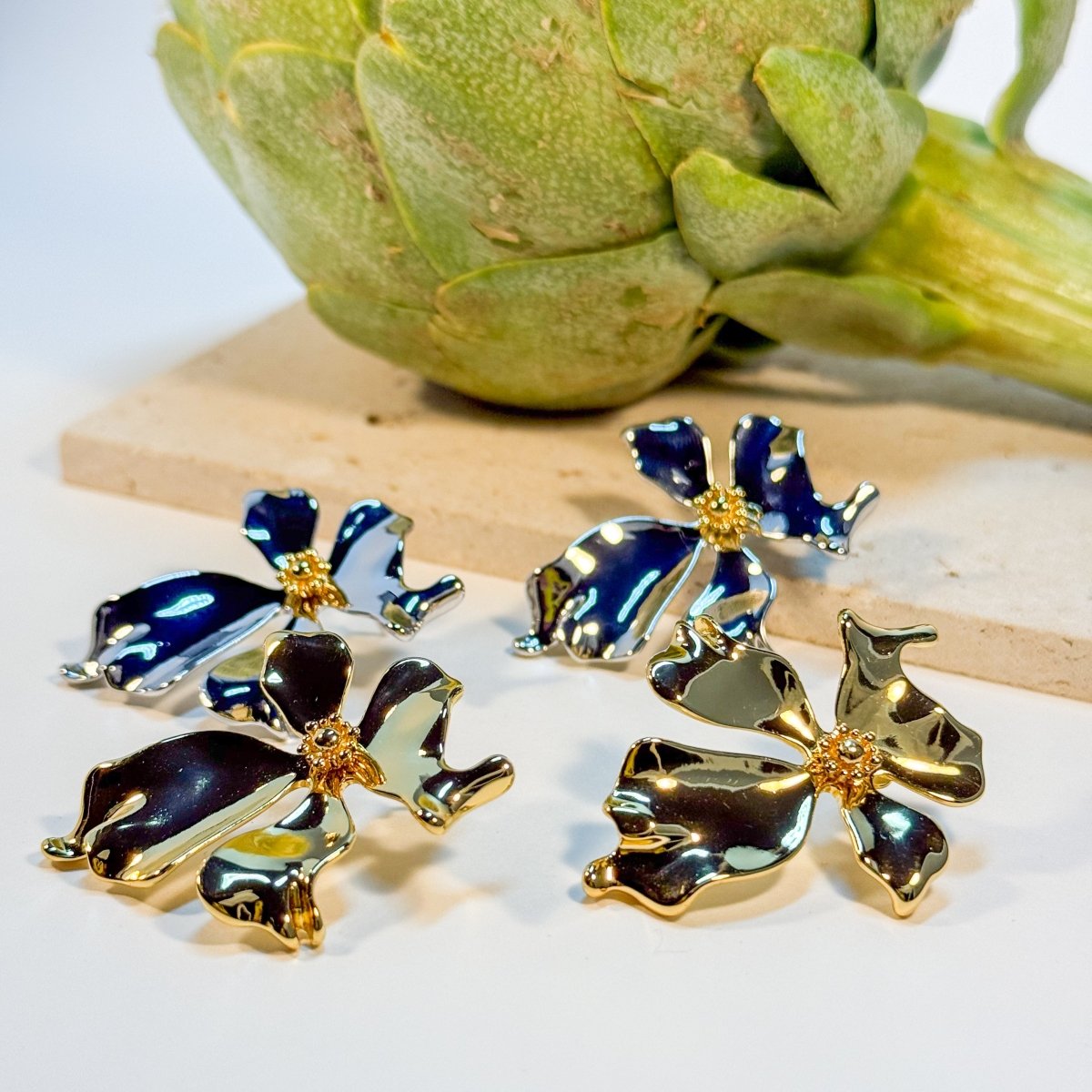 Sunlit Petal - The Avenue